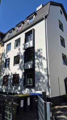 sanierte 4-Zimmerwohnung in Herzen von Kessenich