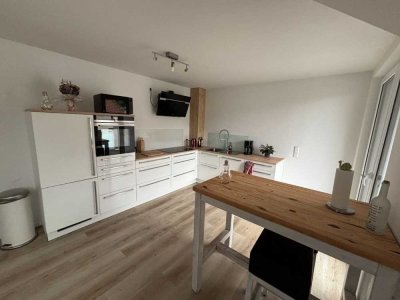 Helle 2 Zimmer Wohnung mit EBK in modernem Neubau