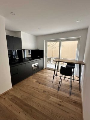 Exklusive möblierte 1 Zimmer Wohnung mit Bad und Einbauküche in der Altstadt Ingolstadts (Whg 1)