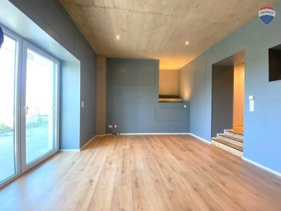 Exklusive, TOP sanierte Studiowohnung mit großer Terrasse!
