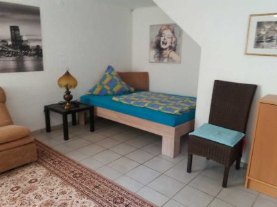 Ruhige, helle Ferienwohnung für 1 Person ab 1 Monat
