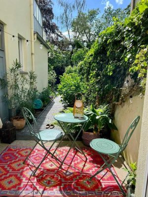 Helle 3 Zimmer EG Wohnung mit eigenem Garten