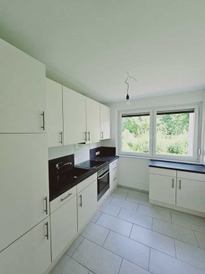 Frisch sanierte 3-Zimmer-Wohnung mit Balkon und Einbauküche