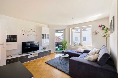 Möblierte 2-Zimmer-Wohnung im 1. OG mit Balkon & TG-Stellplatz in Gomaringen