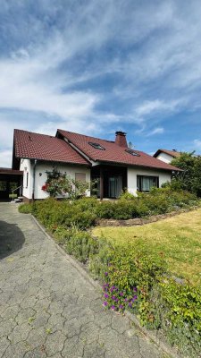 Provisionsfrei - Einfamilienhaus in Kirchhain mit großem Garten