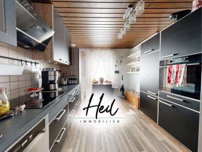 Gepflegtes Einfamilienhaus mit Einliegerwohnung, Nebengebäuden und 4.500 m² Traumgrundstück