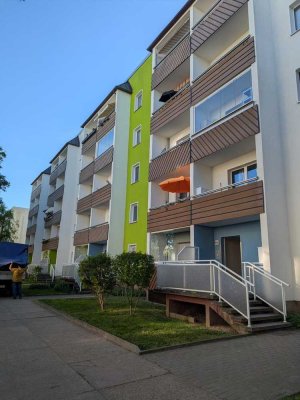 Kleine 3-Raum-EG-Wohnung in Magdeburg Neustädter Feld wartet auf Sie !