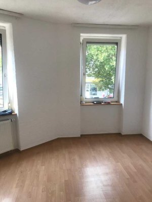Helle 3-Zimmer Wohnung im 1. OG in Stuttgart Ost