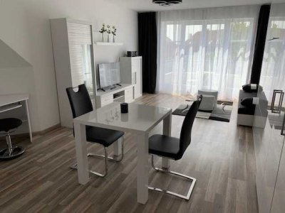 Provisionsfrei / Charmante 1-Zimmer Wohnung mit Balkon / EBK / komplett möbliert