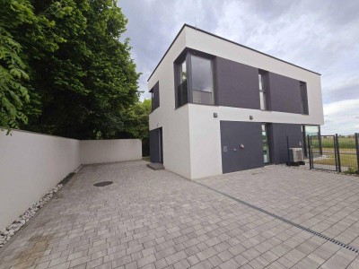 ++ Lichtdurchflutetes Einfamilienhaus + Top Ausstattung + Schlüsselfertig + Absolute Ruhelage + Leistbares Wohnen für Jung und Alt ++