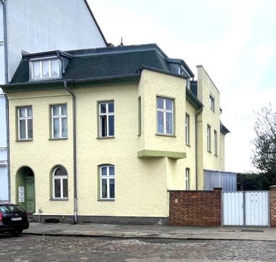 Zentrumsnahe Altstadtwohnung mit Balkon, Garage und Havelblick - Brandenburg/Havel