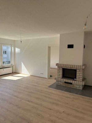 *Frisch renoviertes Zuhause für Singles oder Pärchen in Kriftel*