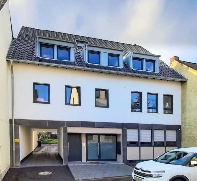 Moderne und neuwertige EG Wohnung 2,5 ZKB