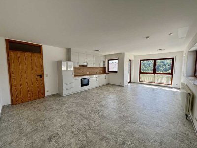 Moderne 1,5-Zimmer Wohnung im 1. OG mit Balkon und hochwertiger Einbauküche in Lonsee