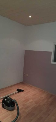 Ansprechende und vollständig renovierte 2,5-Raum-EG-Wohnung mit Einbauküche in Dortmund