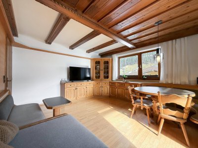 Geräumige 4-Zimmerwohnung mit Bergblick