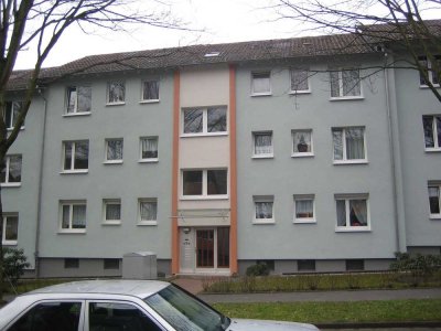 3 ZKB mit Balkon im Märchenviertel!