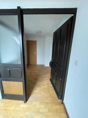 Schöne, helle Dachgeschosswohnung