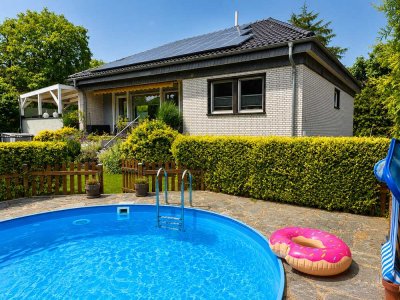 PREISREDUZIERUNG - letzte Chance: ca. 200 m² Wohn-/Nutzfläche - moderner, unterkellerter Bungalow