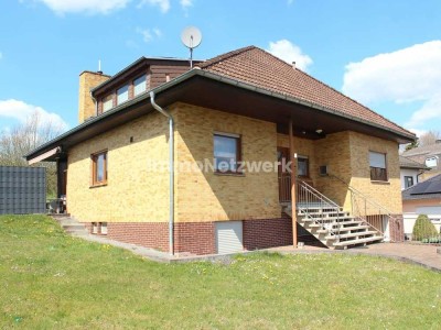 Saniertes Einfamilienhaus in Dreikirchen bei Montabaur Ortsrandlage hochw. EBK, Garten, Garage uvm.