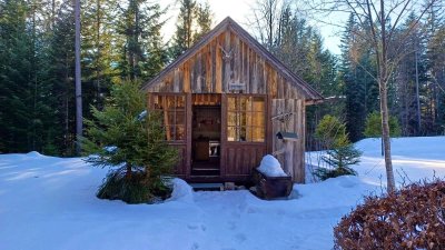 Uriges Waldhäuschen in Altausee - Naturidylle zur Langzeitmiete