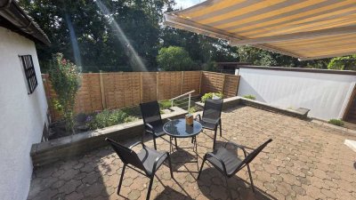 Stilvolle, innenstadtnahe Erdgeschosswohnung mit großer Terrasse, kleinem Garten+Garage(Option)