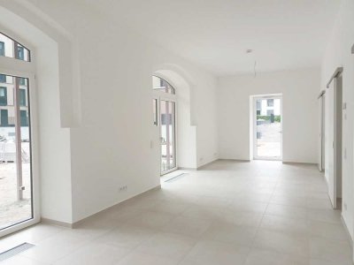 Lichtdurchflutetes Loft im historischen Werfthaus • 2 Zimmer • 91 m² • große Südwest-Terrasse