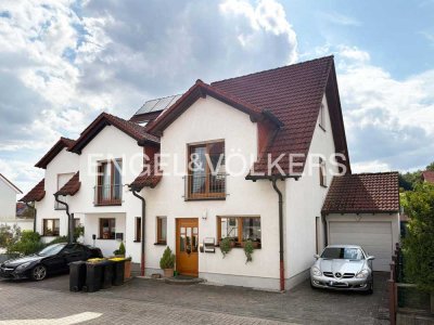 Modernes Reihenendhaus mit Wohlfühlambiente
