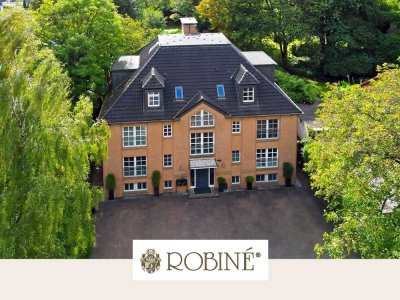 Exklusives Mehrfamilienhaus im Villenstil mit 4 Parteien in Düsseldorf - Hubbelrath