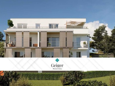 Ruhig & stadtnah: Sehr großzügiger Wohnbereich, großer Südbalkon, Tageslichtbad, Gäste-WC & KfW 55!