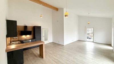 Neubau-Unikat: Einzigartige Deckenhöhen & Großer Balkon in 3Z-DG-Wohnung in Haar
