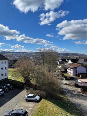 komplett renoviert 2 Zimmer Wohnung