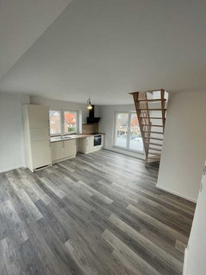 Helle 3 Zimmer Wohnung mit Dachterrasse