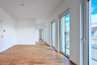 Dachgeschosswohnung nah Schloß Charlottenburg - Großzügige 2 Zimmerwohnung am Mierendorffplatz