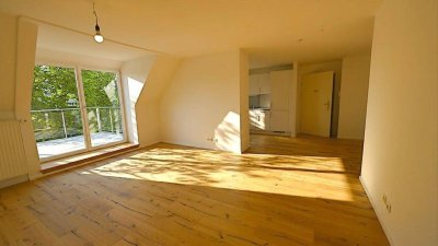 Offen gestaltete DG-Wohnung mit herrlichem Ausblick und Einbauküche!