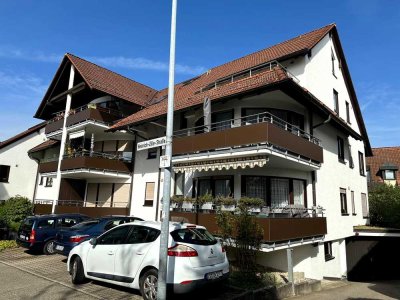 Charmante 2 1/2-3 Zimmer-Galeriewohnung mit EBK und Dachterrasse in bevorzugter Lage