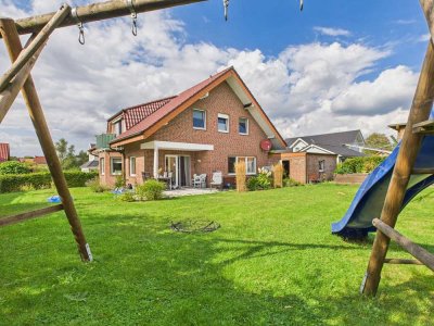 4 Zimmer Erdgeschoss-Wohnung über 2 Ebenen mit großem Garten