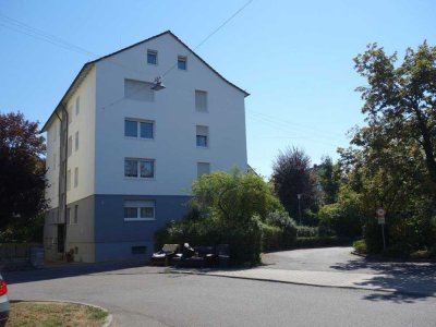 Kapitalanlage mit großem Potential: Schöne, helle 2 Zimmer Whg. mit Balkon in TOP Lage v. Heilbronn