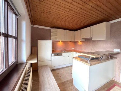 Charmante Wohnung mit 96,05 m2 privatem Dachboden!