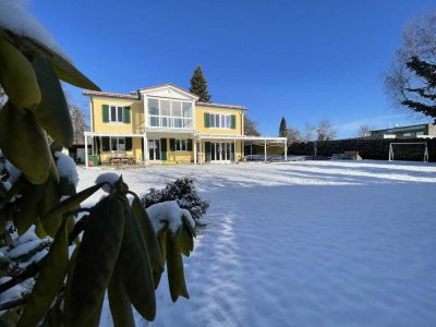 Mehr als Wohnen: Stilvolles 6-Zimmer-Haus am Wörthsee/Bachern mit Wellness-Extras