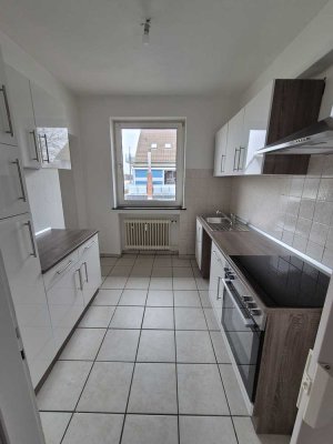 3 Zimmer, Küche, Bad mit Gartenblick