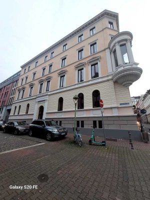 Stilvolle Eigentumswohnung in bester Altstadtlage von Mainz - solide Kapitalanlage mit Perspektive