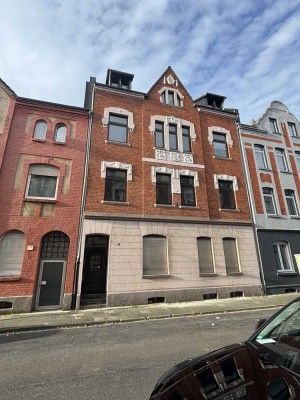 Leerstehendes 4-Familienhaus für die gesamte Familie!