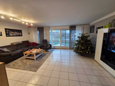 Haus im Haus - tolle 5 Zimmerwohnung in Stürzelberg