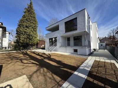 2-Zimmerwohnung gegenüber Hohenheimer Park in traumhafter Lage nahe Uni
