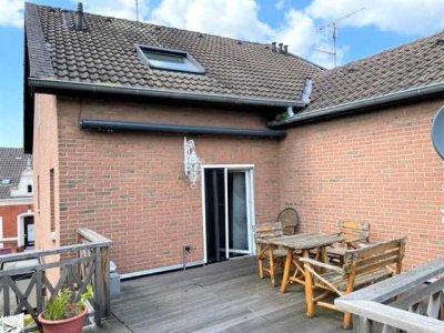 Wohnhaus mit Garten und Garage in HINSBECK