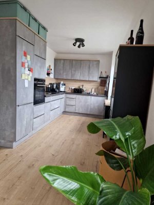 Wunderschöne 3,5-Zimmer-Neubauwohnung mit gehobener Innenausstattung und Balkon in Markt Wald