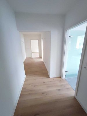 2 ZKB im Herzen von Bensheim mit Stellplatz & Küche / zentral & ruhig /
