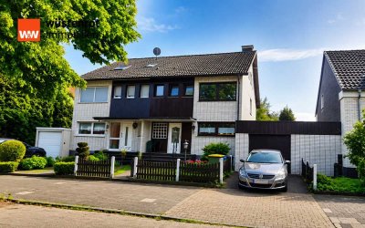 Top modernisierte Doppelhaushälfte mit großer Garage in bester Lage