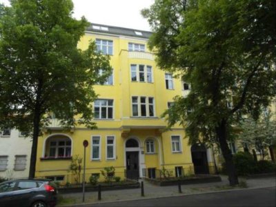 Möblierte 3-Zimmer Dachgeschosswohnung in Berlin-Pankow(befristetes Mietverhältnis!)